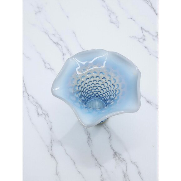 vintage 1980s fenton style blue,white glass hobnail vase - Picture 3 of 8